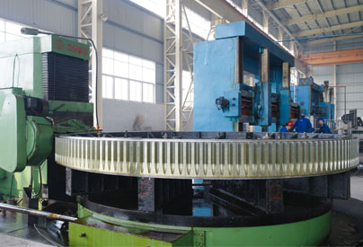 大型滾齒機(jī)